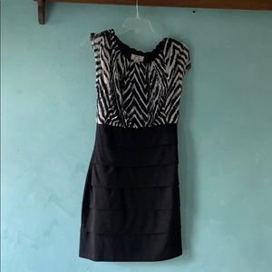 Sweet Storm SZ L slip on bandage dress